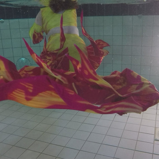 Produktvideo Unterwasser Velo Orangerot-Gelb